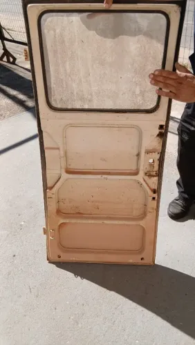 Vendo porta salão kombi clipe