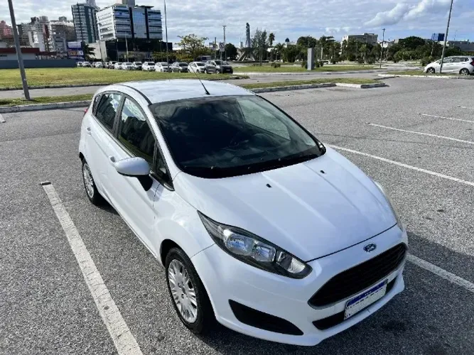Ford Fiesta 1.5 16V Flex Mec. 5P 2014