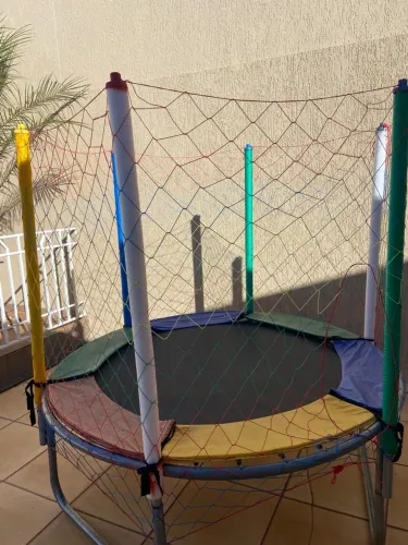 Cama elástica infantil