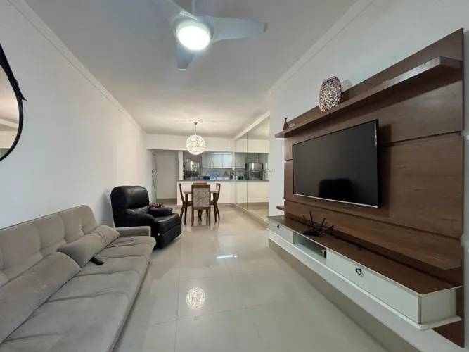 Apartamento a Venda em Praia Grande no bairro Aviação