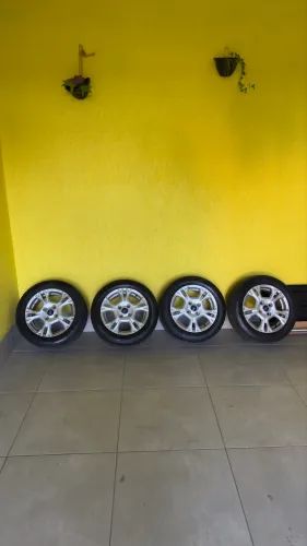 RODAS ARO 15 FORD 4x108 FIESTA,KA