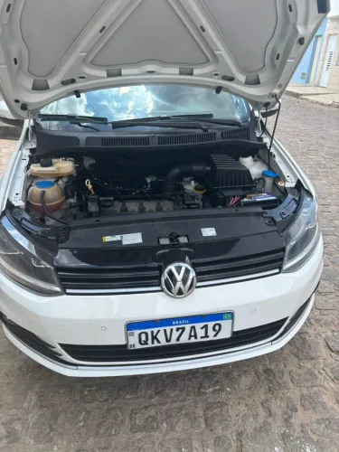 Volkswagen Fox Comfortline 1.6 Flex 8V 5P 2016