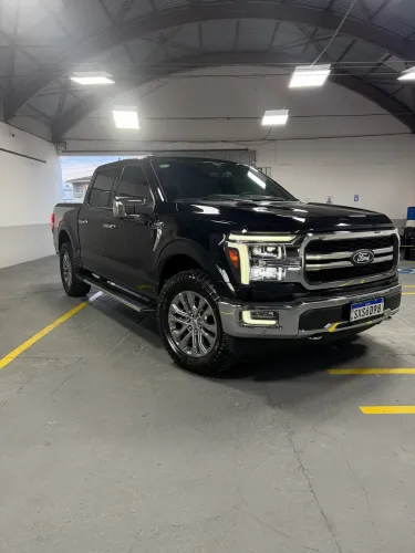 Ford F-150 Lariat 4X4 5.0 V8 2024