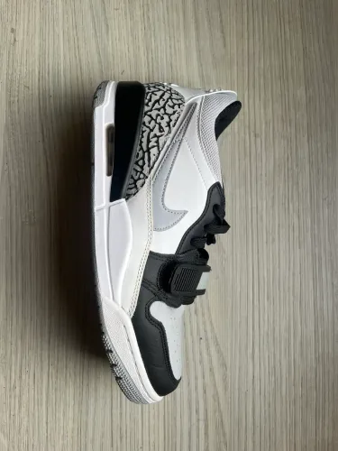 Tenis Nike Jordan Legacy 312 Low