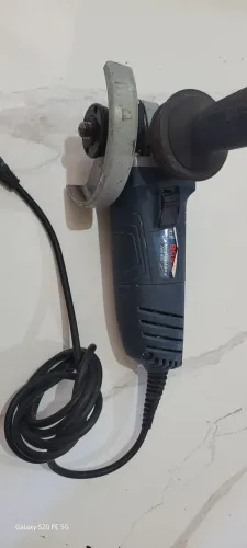 Esmerilhadeira