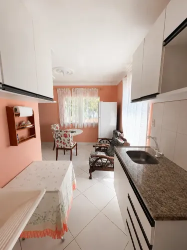 Imóvel para aluguel com 30 metros quadrados com 1 quarto em Castelândia - Serra - ES