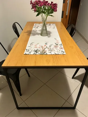 Mesa de jantar 6 lugares industrial pés de metal 1,60x0,80m