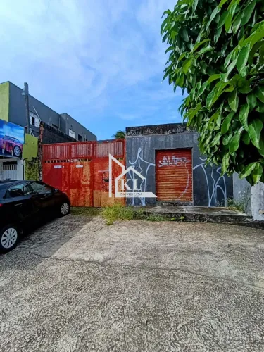 Excelente Oportunidade - Terreno de Esquina Comercial - 140M2 - Av Maria Lacerda