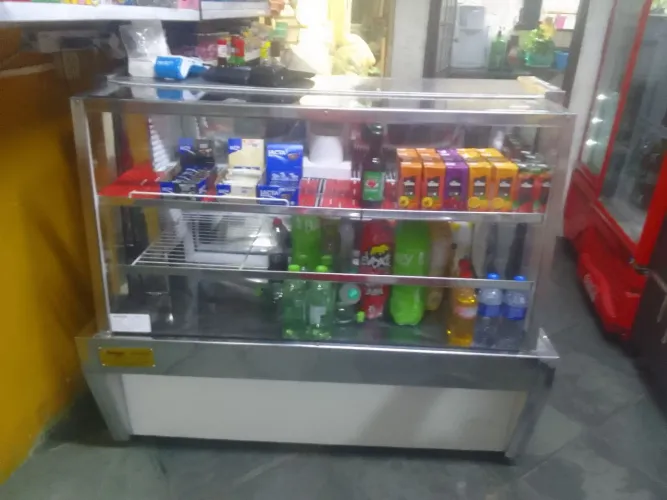 Vendo balcão refrigerado 1,20mts seminovo