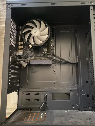 Pc gamer ou para escritório.