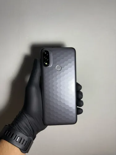 Motorola Moto E20 Seminovo