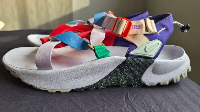 Sandalia Nike Colorido Be True