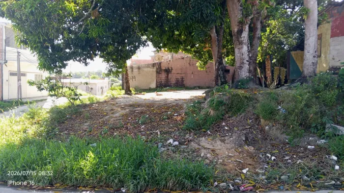 Só tem documento do terreno