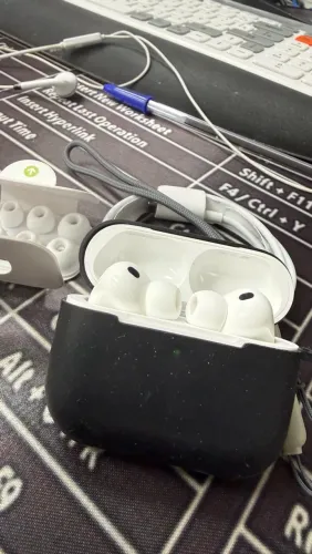AirPods Pro 3