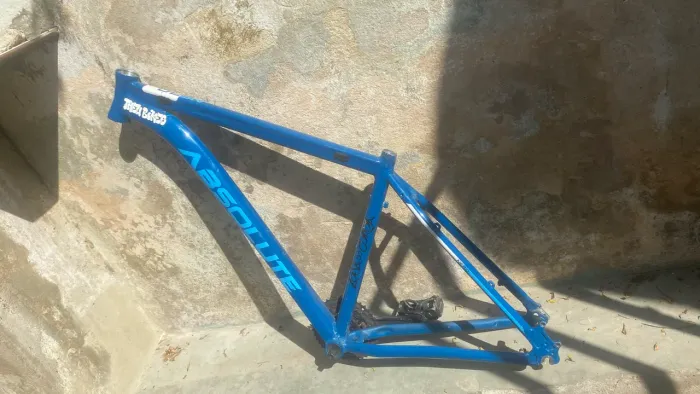 Quadro Absolute Nero 4 TAM 19