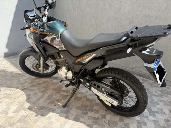 Vendo xre 300 verde linda 