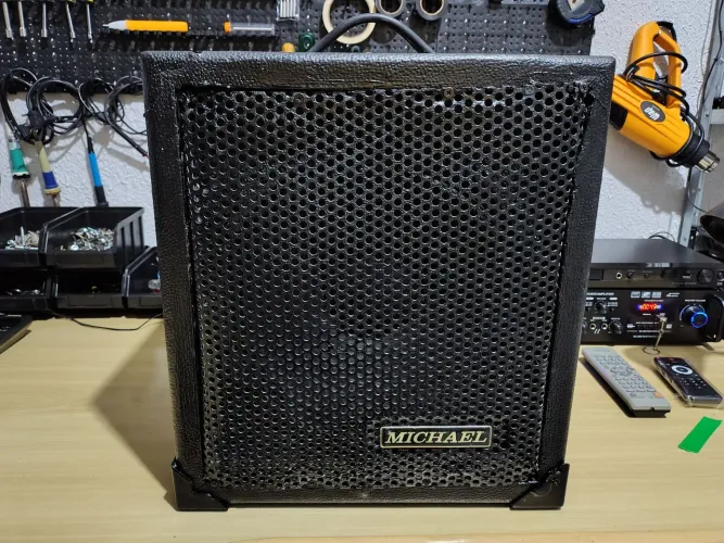 Caixa amplificada guitarra e baixo antigo raridade