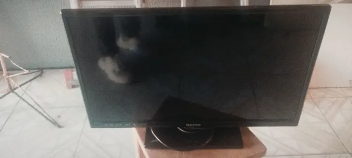 Televisão/monitor 29°