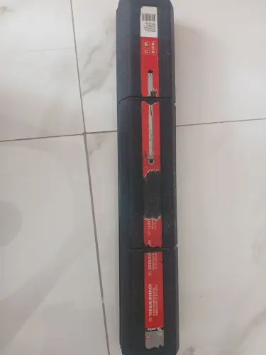 Torquímetro 1/2 28-210nm