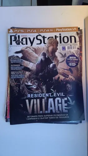 4 Revistas Playstation e 2 mundo estranho 