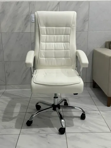 Vendo cadeira para escritório