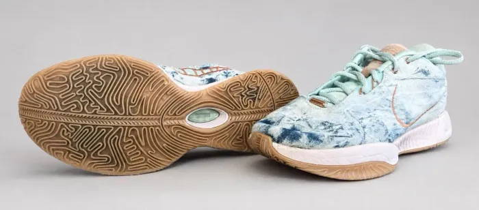Tênis Nike LeBron XXI aragonite tamanho 44