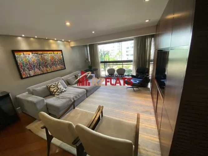 Flat com ótimo preço no bairro Moema. Confira!