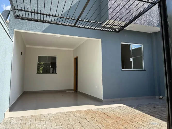 Casa para Venda em Maringá, Parque Taruma, 3 dormitórios, 1 suíte, 2 banheiros, 2 vagas