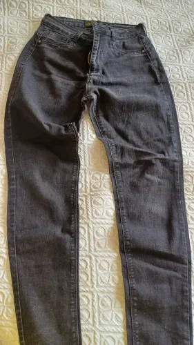 CALÇA CONTATHO - SKINNY SARJA - TAMANHO 40