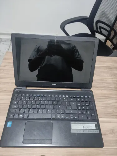 Notebook i3 Acer +4gb ddr4 +ssd