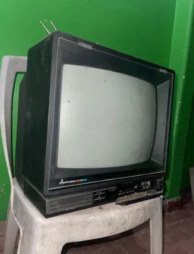 Tv mitsubish 14 polegadas