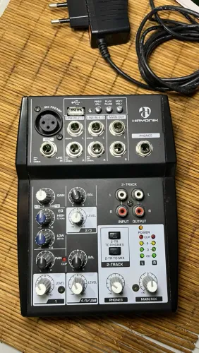 Mesa de Som Hayonik 5 Canais USB HMX-105