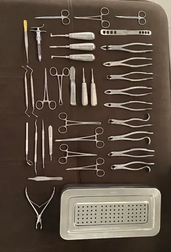 Caixa de cirurgia odontológica