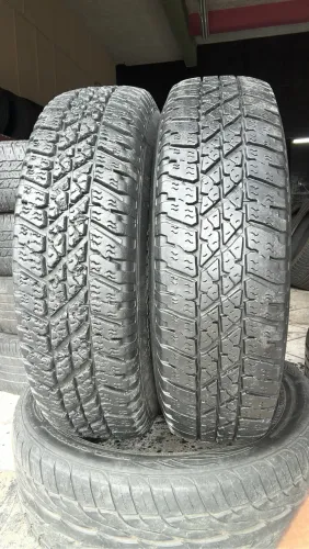 2 PNEUS 235/85r16 GOODYEAR WRANGLER SEMI NOVOS