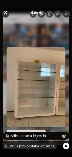 Móvel em MDF lindíssimo com luz de Led nas laterais 