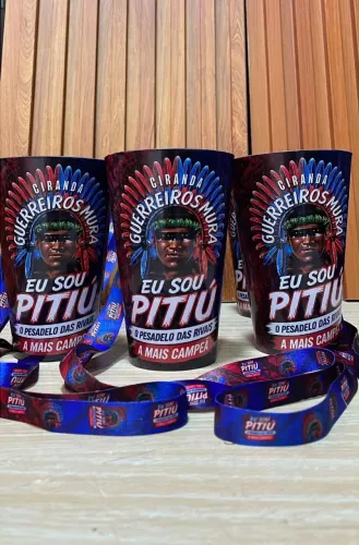 Canecas e copos personalizados