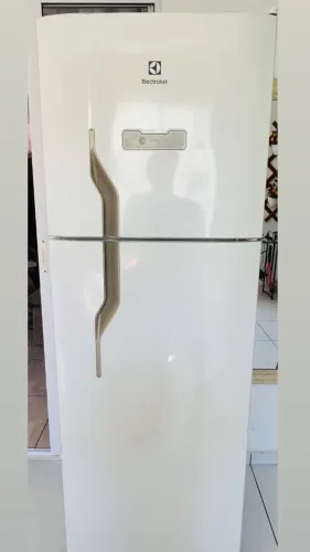 Geladeira Electrolux 371 Litros