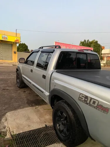 Chevrolet S10 Pick-up STD 2.8 4X4 CD TB Int.dies. 2001