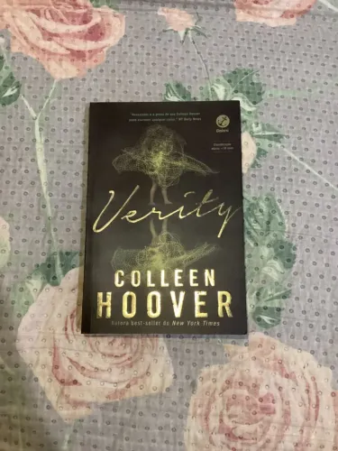 Vendo o livro Verity, classificação +18