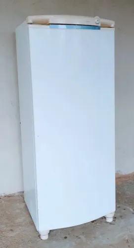 Geladeira Consul Degelo Seco 220vlts