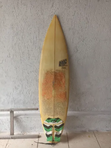 Prancha de surf 6.2 DG com capa