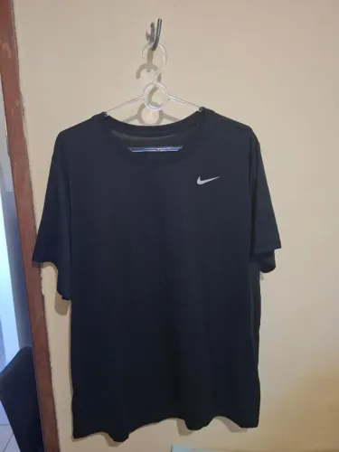 Camiseta Nike Preta