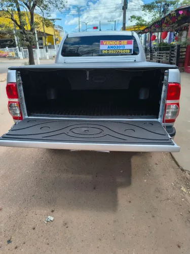 Toyota Hilux CD SR D4-d 4X4 3.0 TDI Dies Aut. 2013