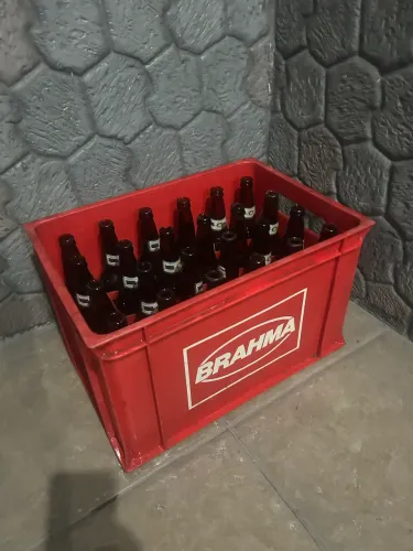 Engradado de cerveja (caixa + cascos)