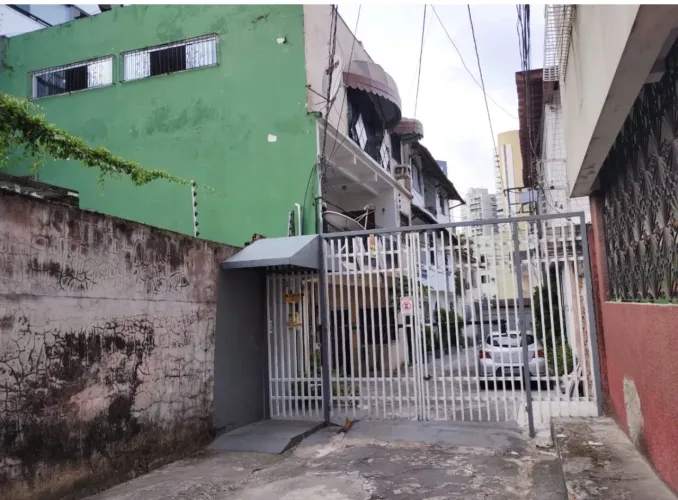 Alugo apt térreo no coração da Batista Campos