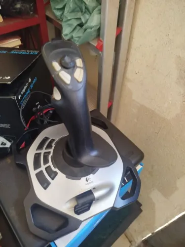 Vendo manche logitech 3d pro LEIA A DESCRIÇÃO 