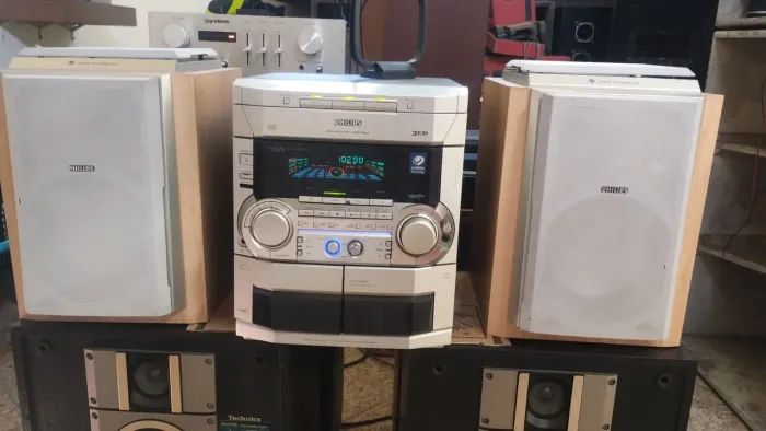 Mini sistem Philips FW-C870 n Sony Aiwa