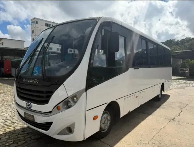 Ônibus Com entrada+Parcelas Mercedes-benz Lo 916 2013/2014 Mascarello