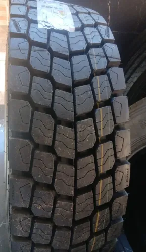 ? XBRI Neo Forza P1 295/80R22.5 Borrachudo