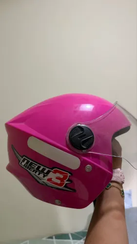 Capacete rosa